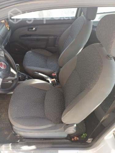 Fiat strada D/C 3 puertas