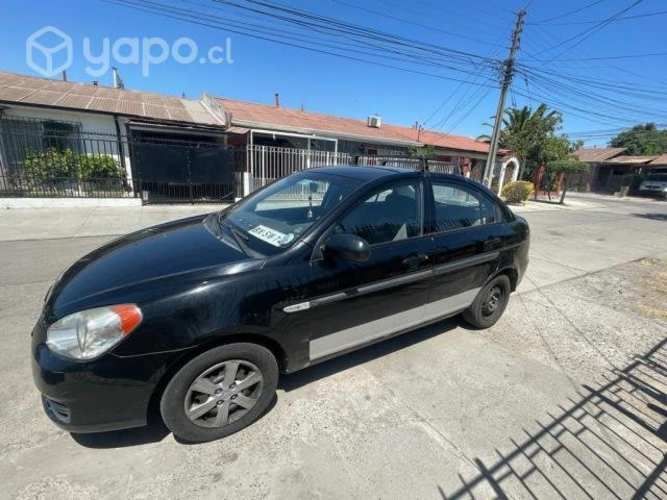 Hyundai accent 2011