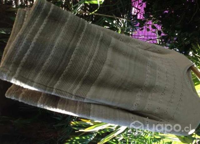 Sweater de hilo tejido colores tierra