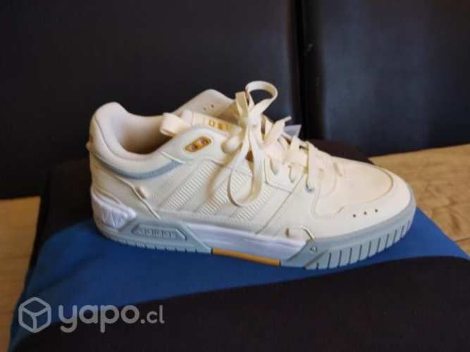 Vendo Zapatillas Full Nuevas Adidas D-Pad Mid