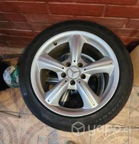 Llantas con neumáticos