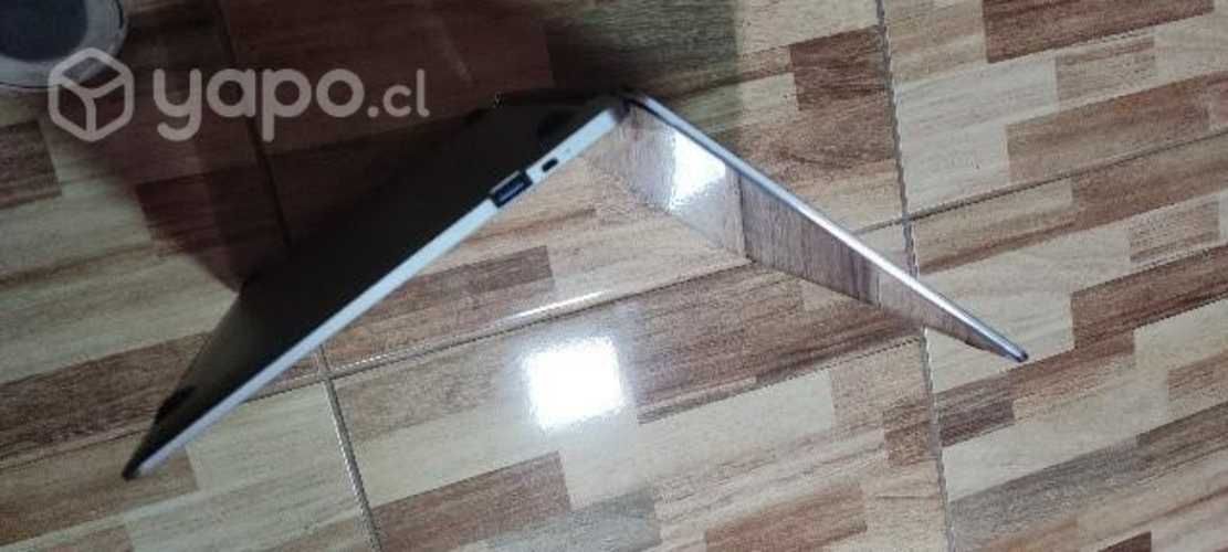 NOTEBOOK Gear LOTUS ultraliviano