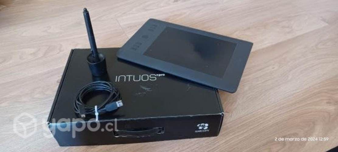 Tableta Wacom Intuos Pro S - PTH-451
