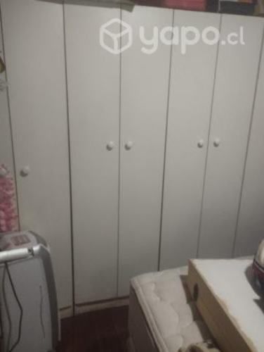 Muebles blancos .. clóset