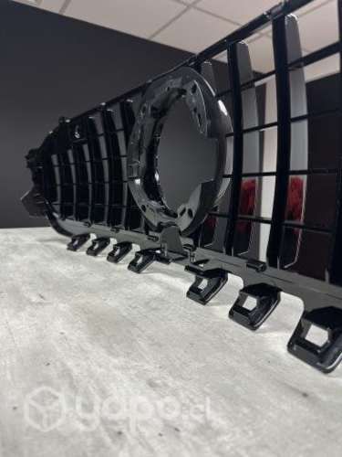 Parrilla Mercedes Benz clase a w177 gtr 2019+