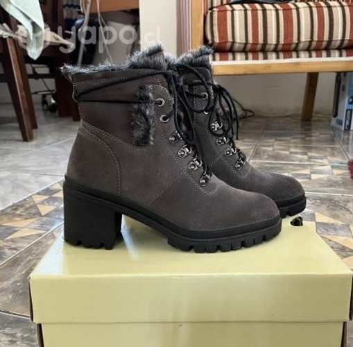 Botín de cuero Hush Puppies modelo FREDA