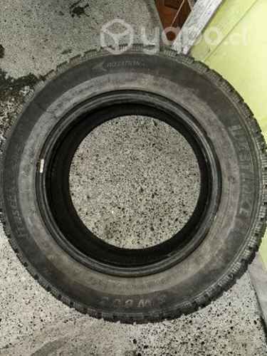 Neumáticos con clavo ARO 14. 185/65