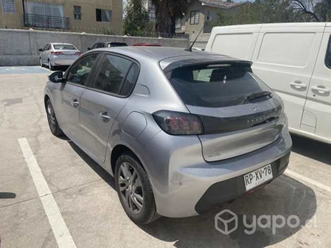 Peugeot 208 2022