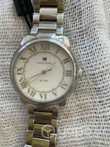 Original reloj tomy hilfiger correa metal
