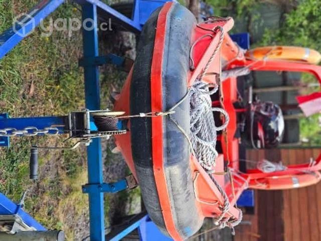 Bote de 3.3 mts cn carro y motor