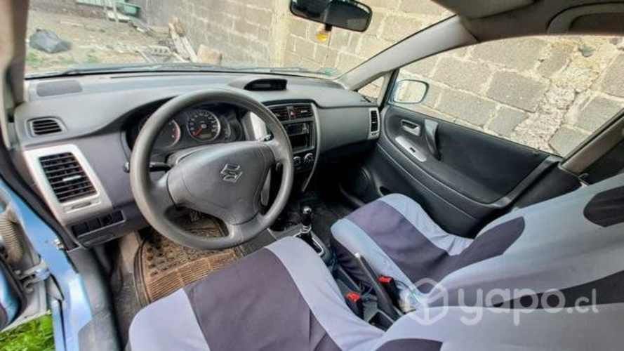 Suzuki Aerio 2006