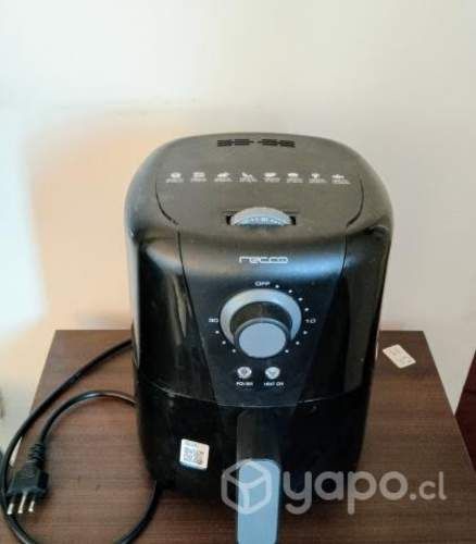 Freidora de aire Recco nueva