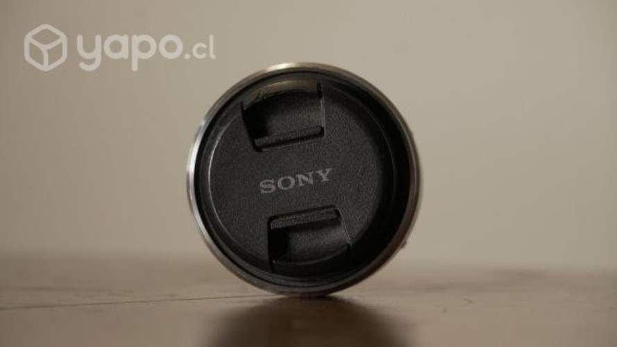 Lente Gran Angular SONY E 16mm 2.8