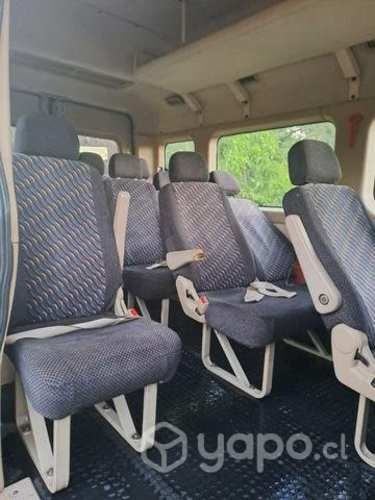 Se vende por cambio de rubro, minibus dongfeng