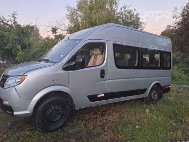 Se vende por cambio de rubro, minibus dongfeng