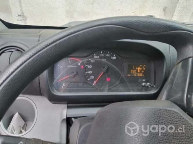 Camión HINO XZU 817