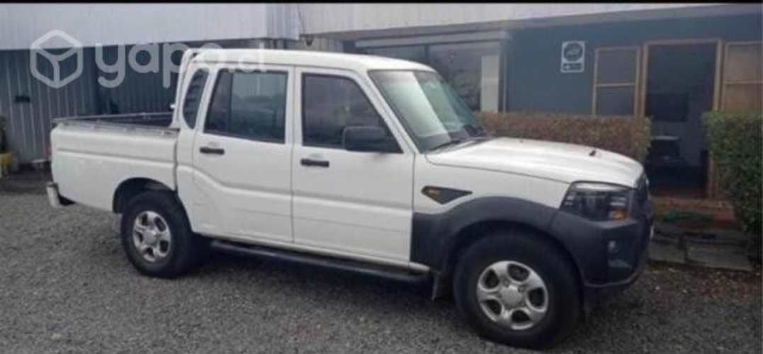 Camioneta MAHINDRA