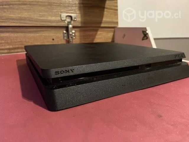 Play Station 4 slim (1 tb)