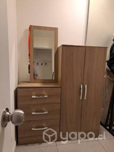 Peinadora con espejo tipo closet