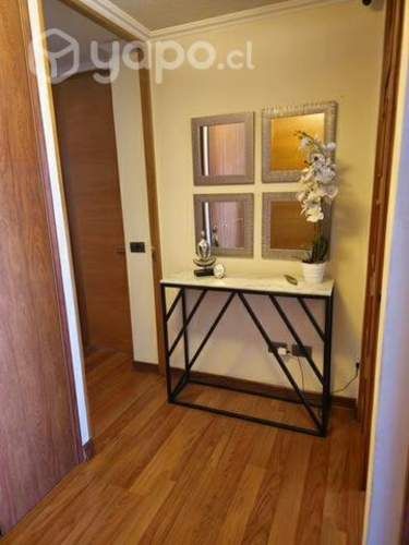 Arrimo con base de mármol y 4 espejos cuadrados