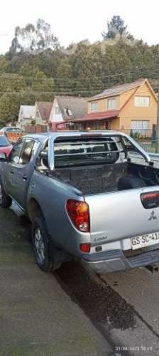 Vendo camioneta Mitsubishi L200