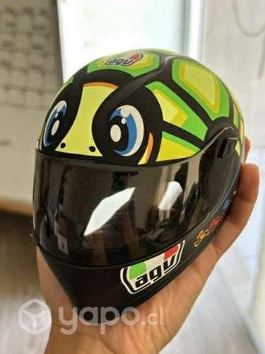 Casco a Escala de Moto