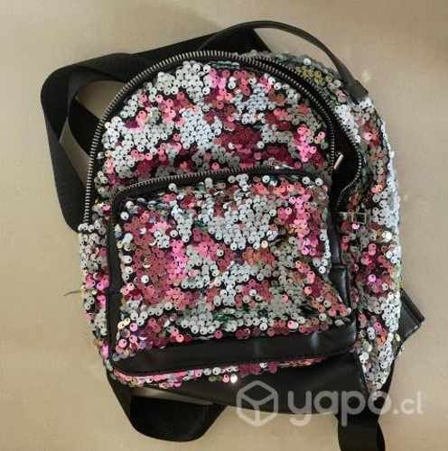 Bolso de todo moda en buen estado, muy lindo