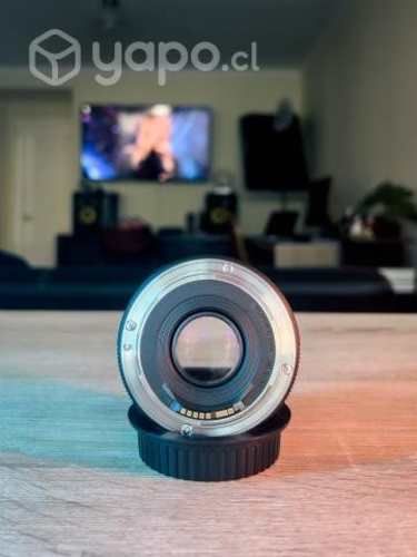 Canon EF 50mm f/1.8 STM