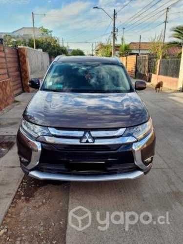 Mitsubishi outlander 2017