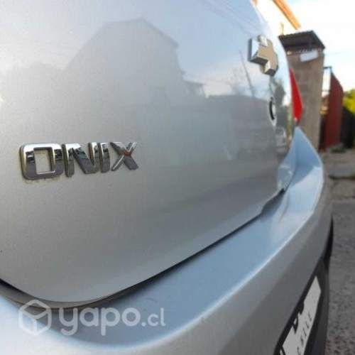 Se vende Chevrolet Onix 2017 Valor 5.000.000