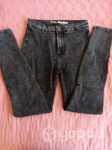Jeans negros Sybilla