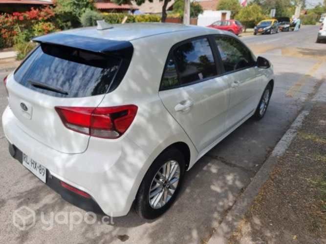 Kia río 5