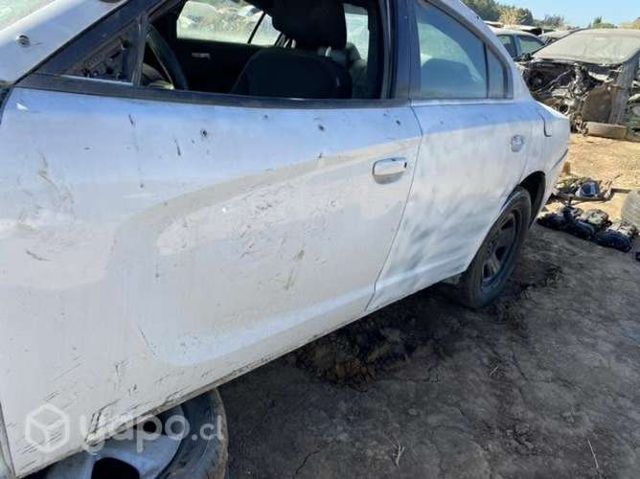 Puerta dodge charger