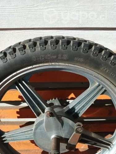 Par. De. Ruedas moto