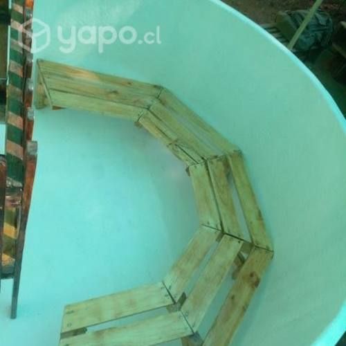 Maestro en fibra de vidrio