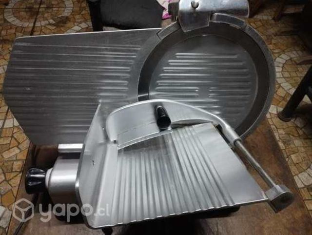 Máquina para cortar fiambre y queso