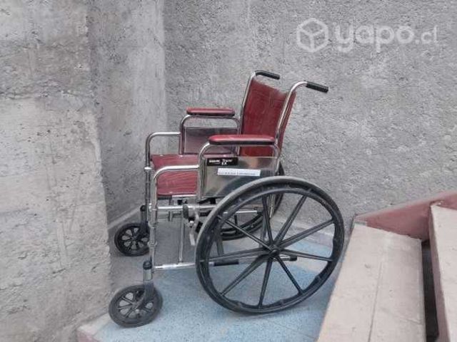 Silla de Ruedas Roja 2