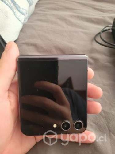 Samsung Z Flip 5