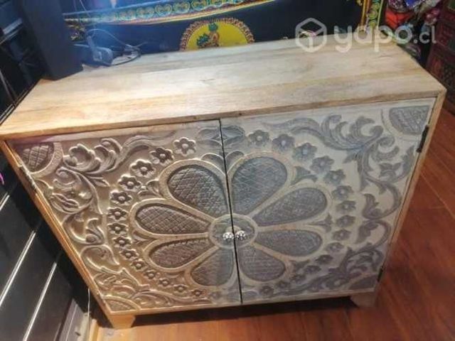 Cómodas de Madera hecha por artesanos de India