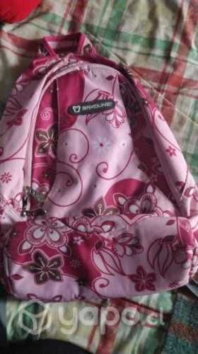 Mochila saxoline casi nueva