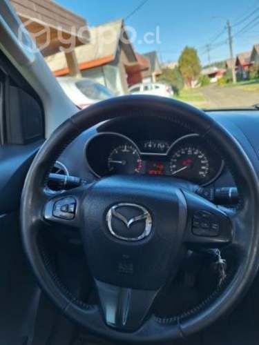 Mazda 2017