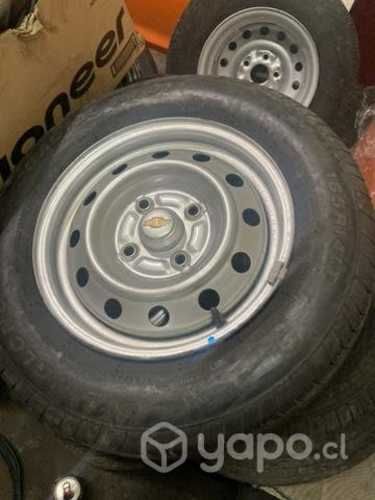 Rueda Chevrolet N400