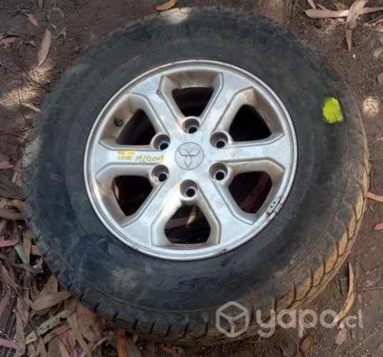 Llanta Aluminio Con Neumático Mitsubishi L200 2.4