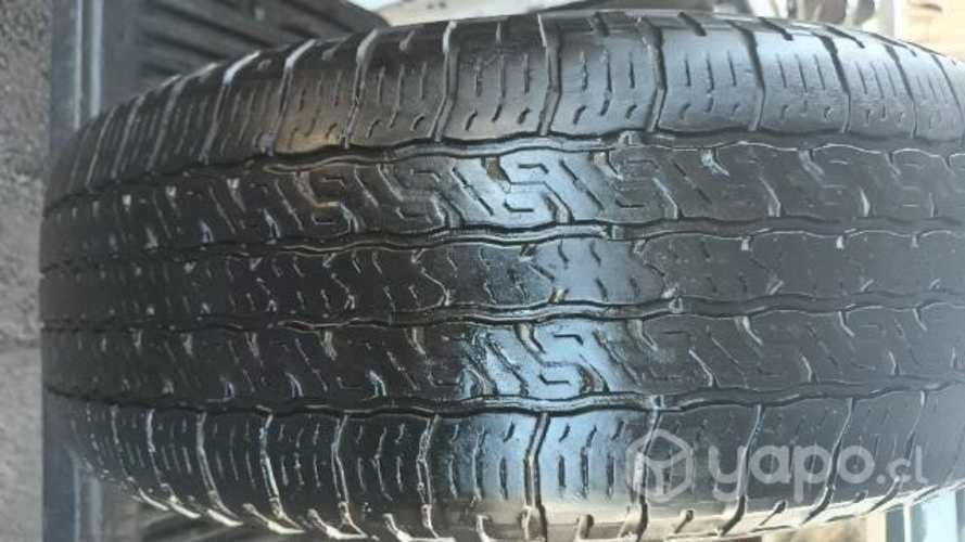 Neumaticos Toyo aro 17