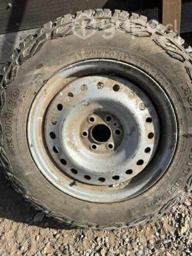 Rueda de repuesto camioneta
