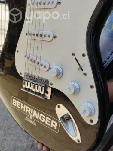 Guitarra electrica behringer en buen estado