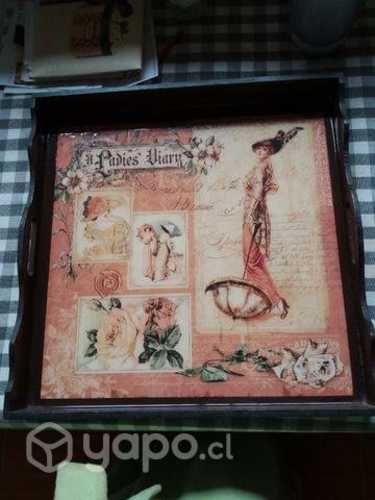 Bandeja con decoración