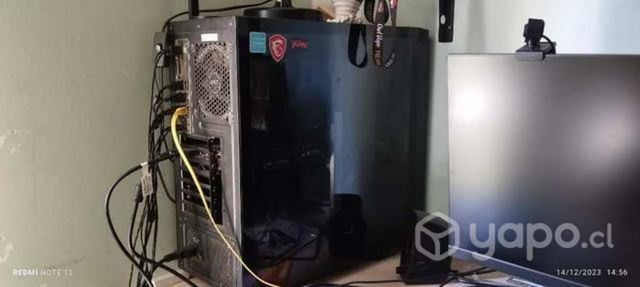 Pc Gamer con monitor