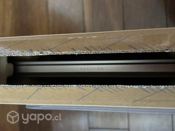HP Pavilion Plus 14 nuevo sin uso con caja abierta