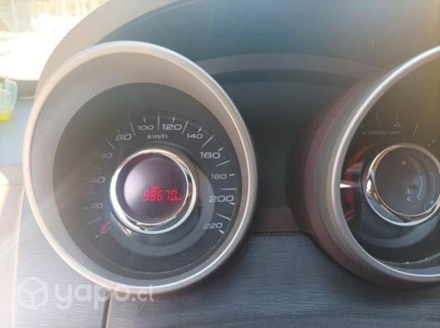 Mahindra xuv500 2014